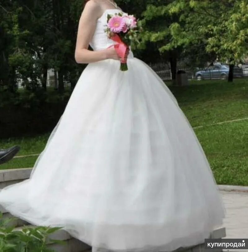 Свадебный платье не на женщине
