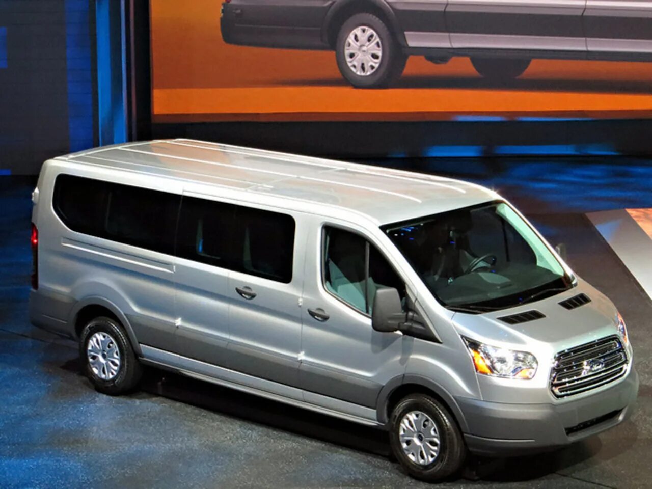 Купить форд транзит 2013. Ford Transit connect 2013. Ford Transit 2013 минивэн. Ford Transit connect 2022. Ford Transit 2016.