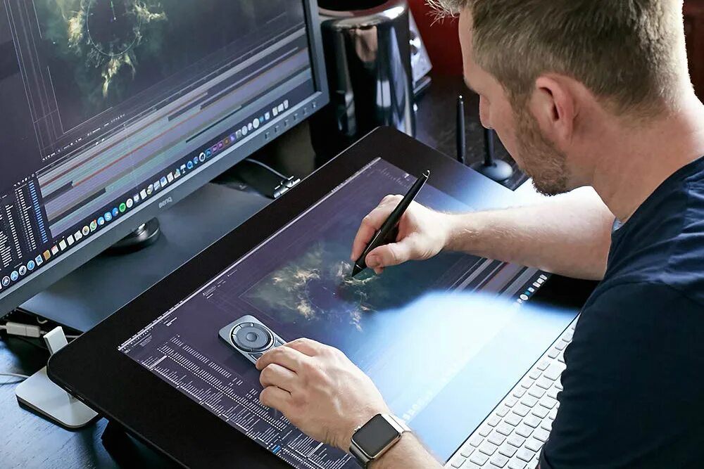 Wacom 24. Wacom Cintiq Pro 24. Wacom Cintiq Pro планшеты. Планшет Wacom Cintiq 16. Wacom Cintiq 24hd Touch.