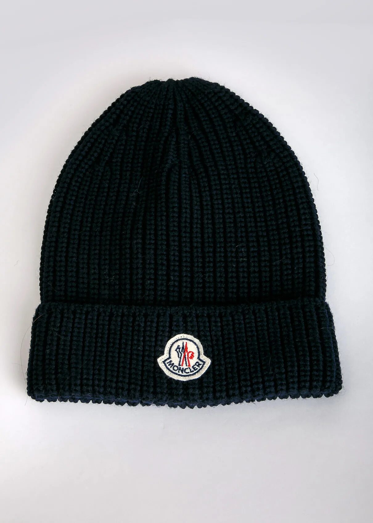 Шапка монклер. Шапка монклер с помпоном. Шапка монклер с помпоном. Шапка монклер женская с помпоном. Moncler x inter шапка.