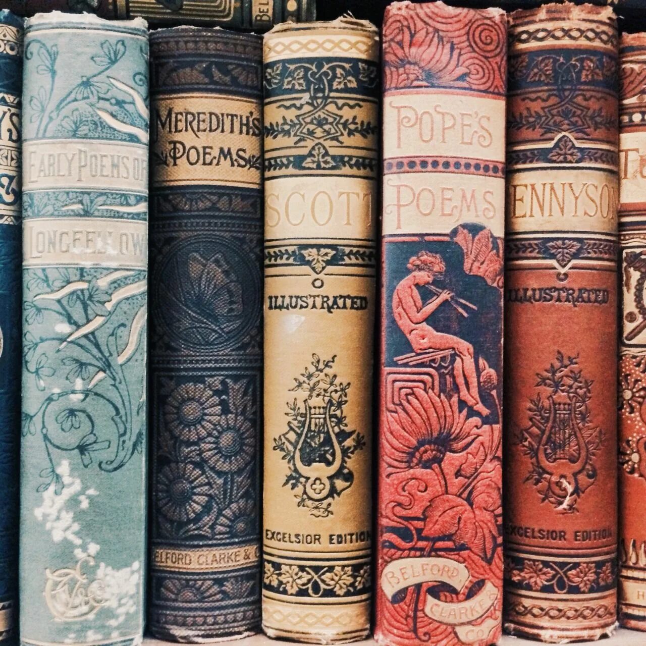 15 художественных книг. Красивые корешки книг. корешки старинных книг. корешок книги. обложки художественных книг.