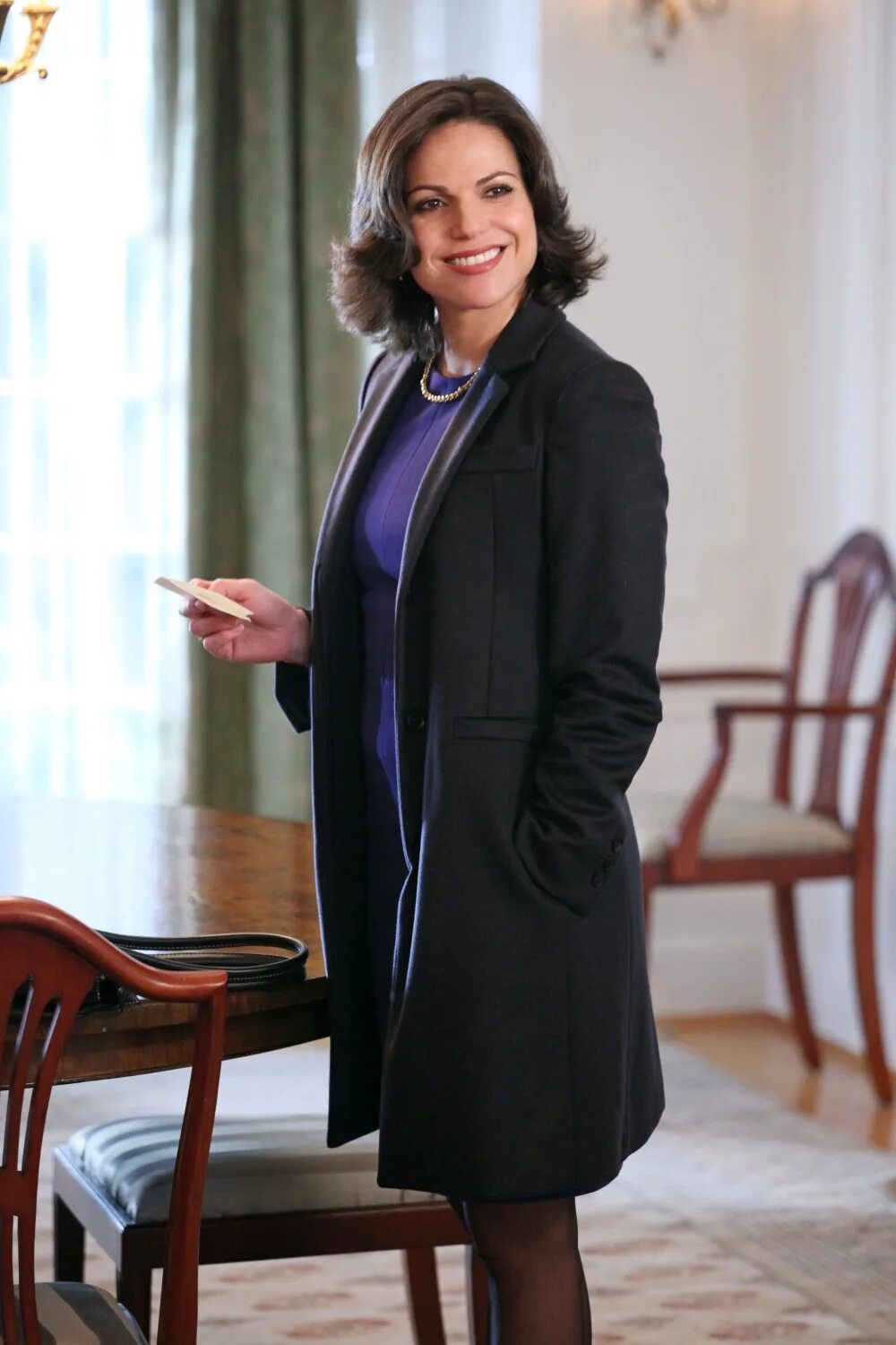 однажды в сказке мэр. лана паррия. реджина миллс 1 сезон. однажды в сказке мэр. лана паррилла однажды в сказке.