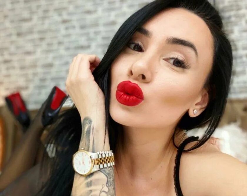 Модель бонгакамс алиса. Alica записи. Aliceweb модель записи. Alica записи. Alica записи.