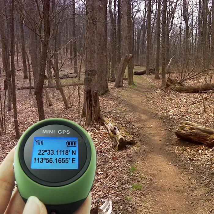 трекер для похода в лес. навигатор для геокешинга. навигационный прибор гармин. Gps для похода в лес. Garmin etrex 20х навигатор.