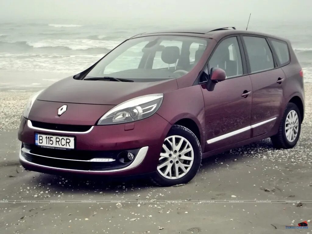 Рено Гранд Сценик 7. Рено Гранд Сценик 7 местный. Renault Scenic 7 местный. Рено Сценик семиместная.