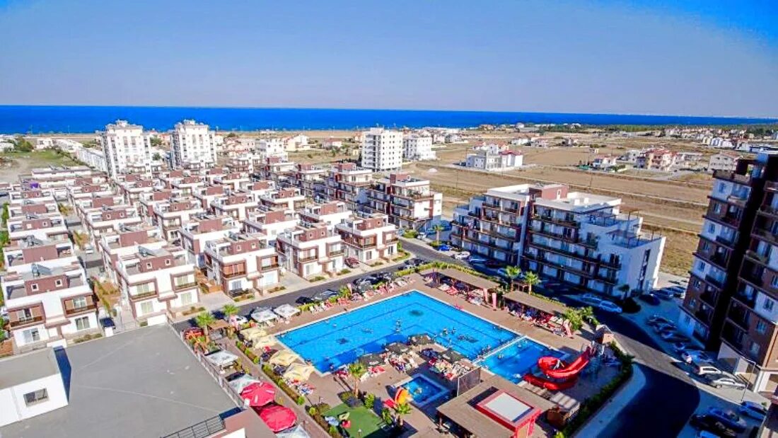 Искеле лонг бич. Искеле северный кипр. Искеле кипр. Искеле- фамагусты. Лонг бич северный кипр.