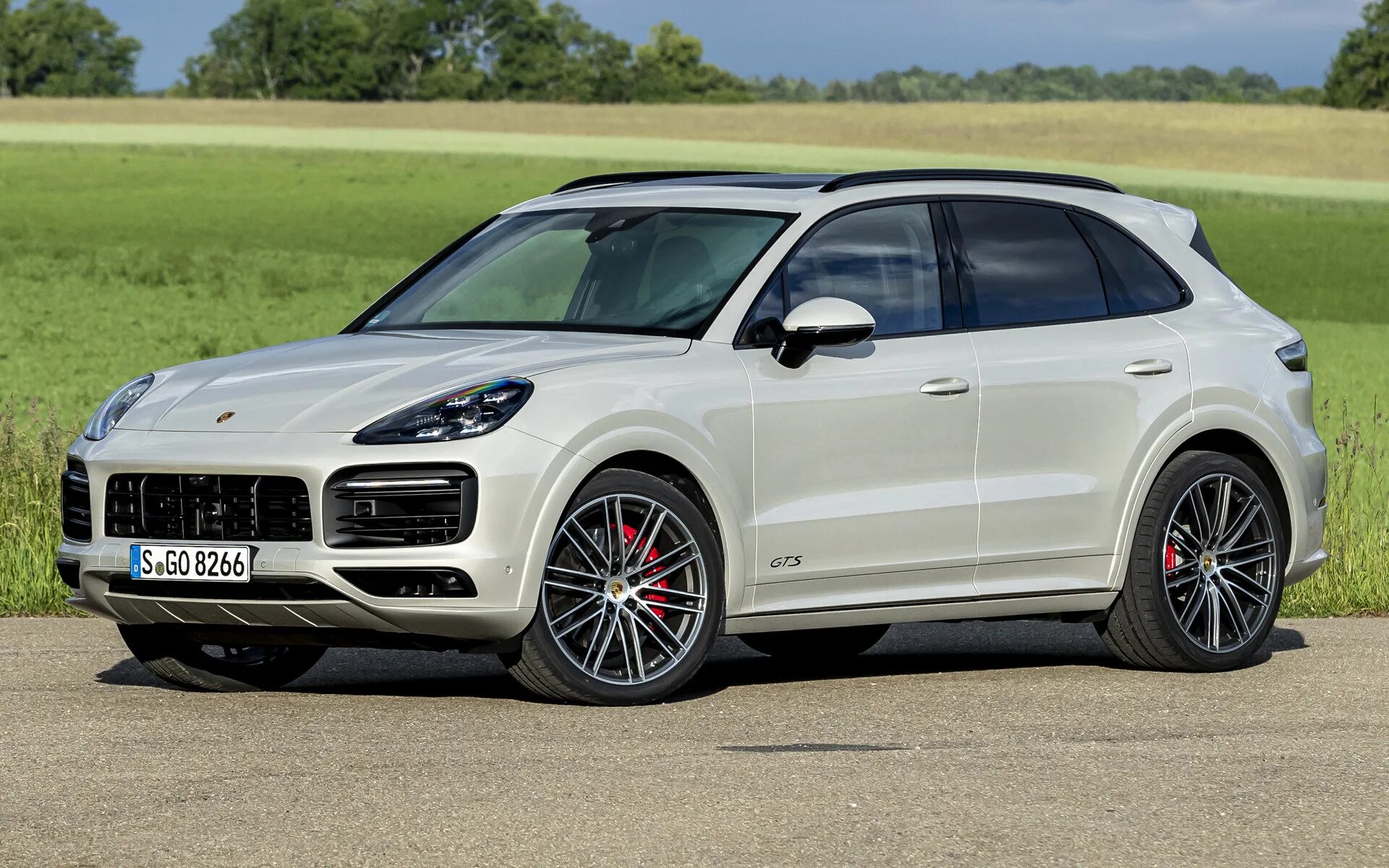 Porsche cayenne gts 2024. Порше кайен 2018 серый. Porsche cayenne gts 2020. 6 at, 2011,. Порше кайен.
