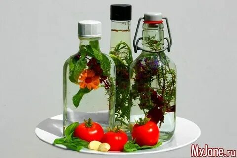 Уксус с зеленью и чесноком