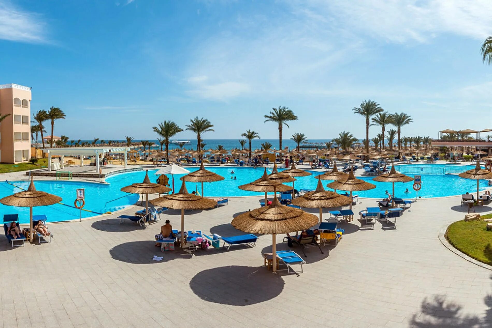 Бич Альбатрос Резорт Хургада 4. Beach Albatros Resort 4* (Хадаба). Beach Albatros Resort Hurghada Эстетик. Beach Albatros Resort Hurghada 4 фото.