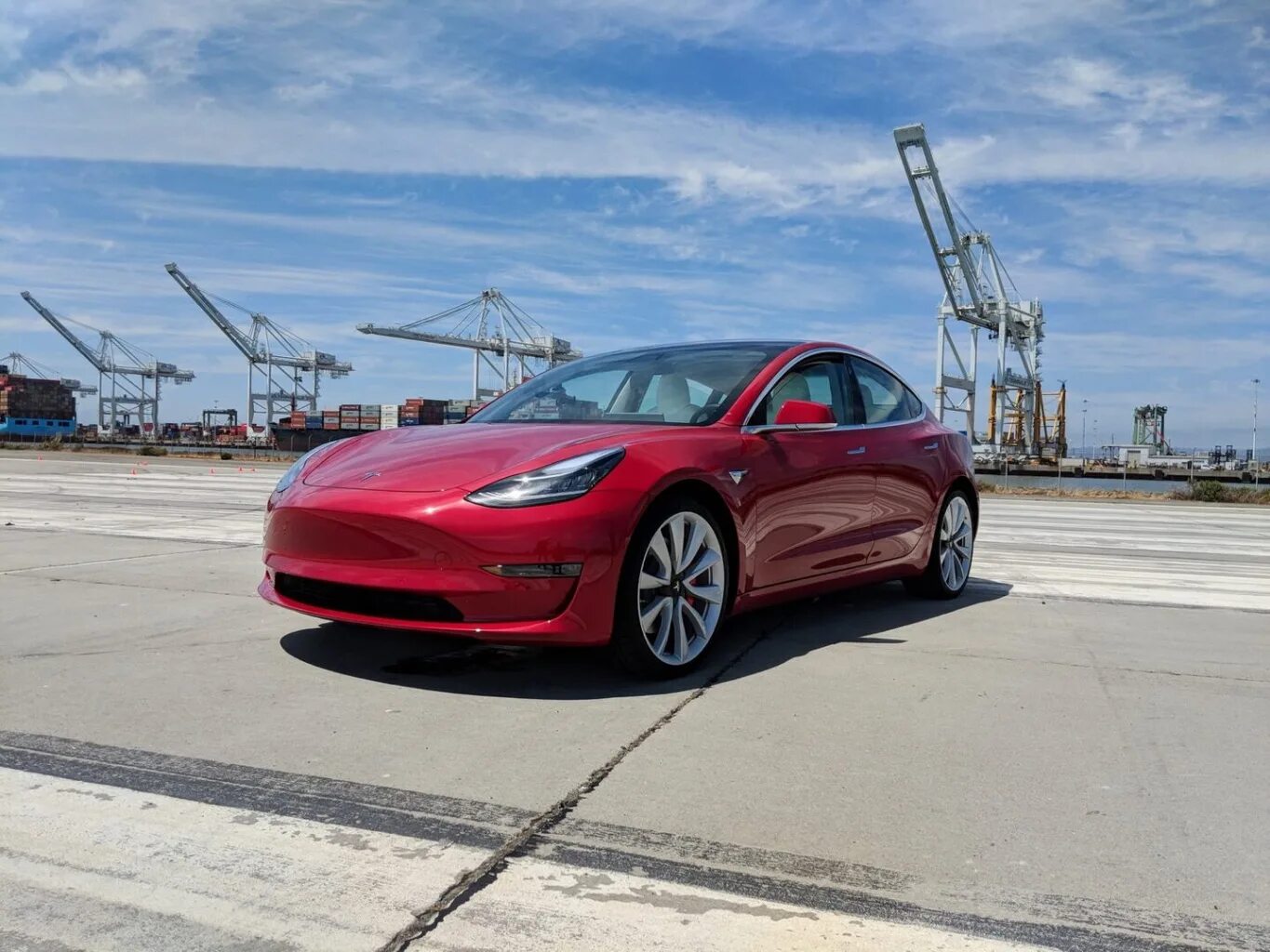 Электромобиль Tesla model 3. Tesla model 3 Performance. Tesla model s 3. Tesla model 3 красная.