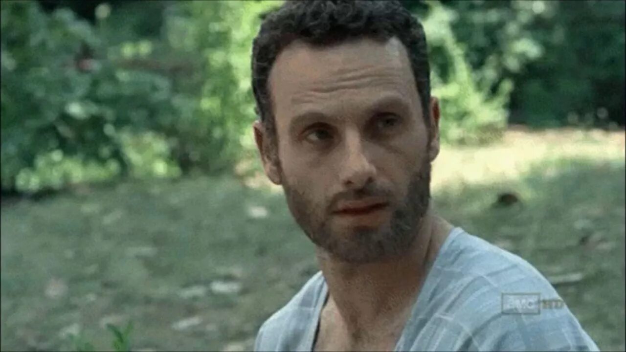 Гиф плюется. Гифка плюет. Gif плюется. Плевать гифка. Плевать гифка.