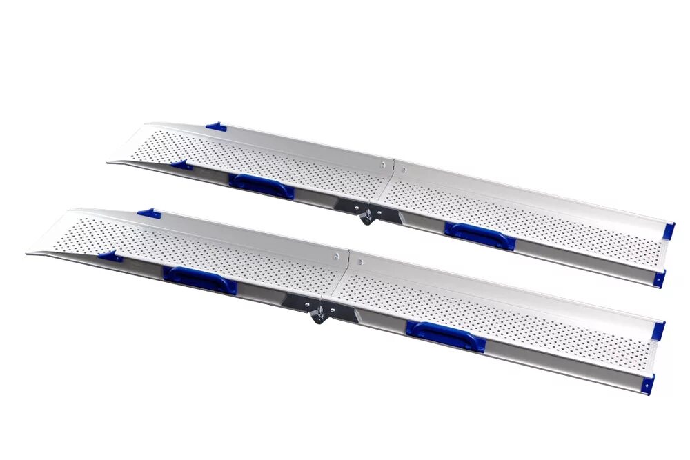 Пандус рампа 5т. Пандус аппарель 1500 мм. Складной пандус аппарель. Складная аппарель. Рампа складная.