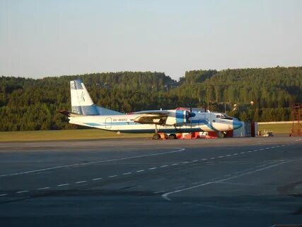 Самолет нижневартовск