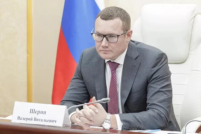 Бассейн сургут