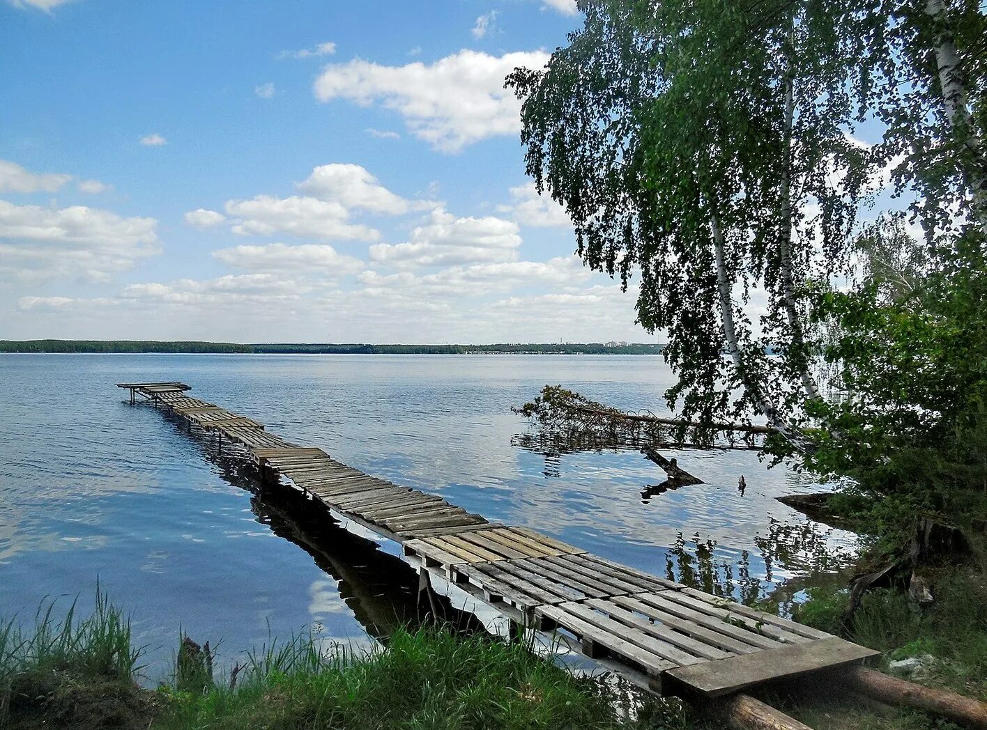 База белоярское водохранилище. Заречный Белоярское водохранилище. Заречный Свердловская область водохранилище. Белоярском водохранилище Свердловской области. Озеро Белоярское Свердловская область.