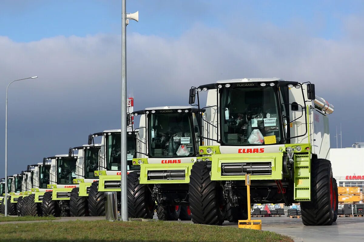 Завод класс. Завод claas в краснодаре. тракторный завод claas. claas сельхозтехника 2025. claas комбайн кубань.