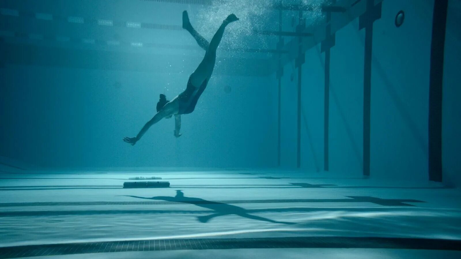 12 Футов глубины 12 feet Deep, 2016.