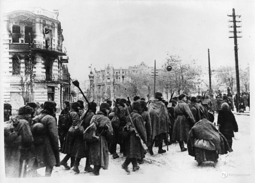 Битва за кавказ 1943 год. Пятигорск 1942 год. Освобождение ставрополя 1943. Встреча воинов-победителей на белорусском вокзале 1945. Освобождение ставрополя вов.