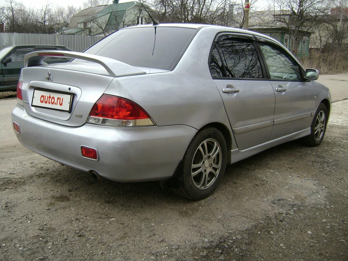 Мицубиси 2005г