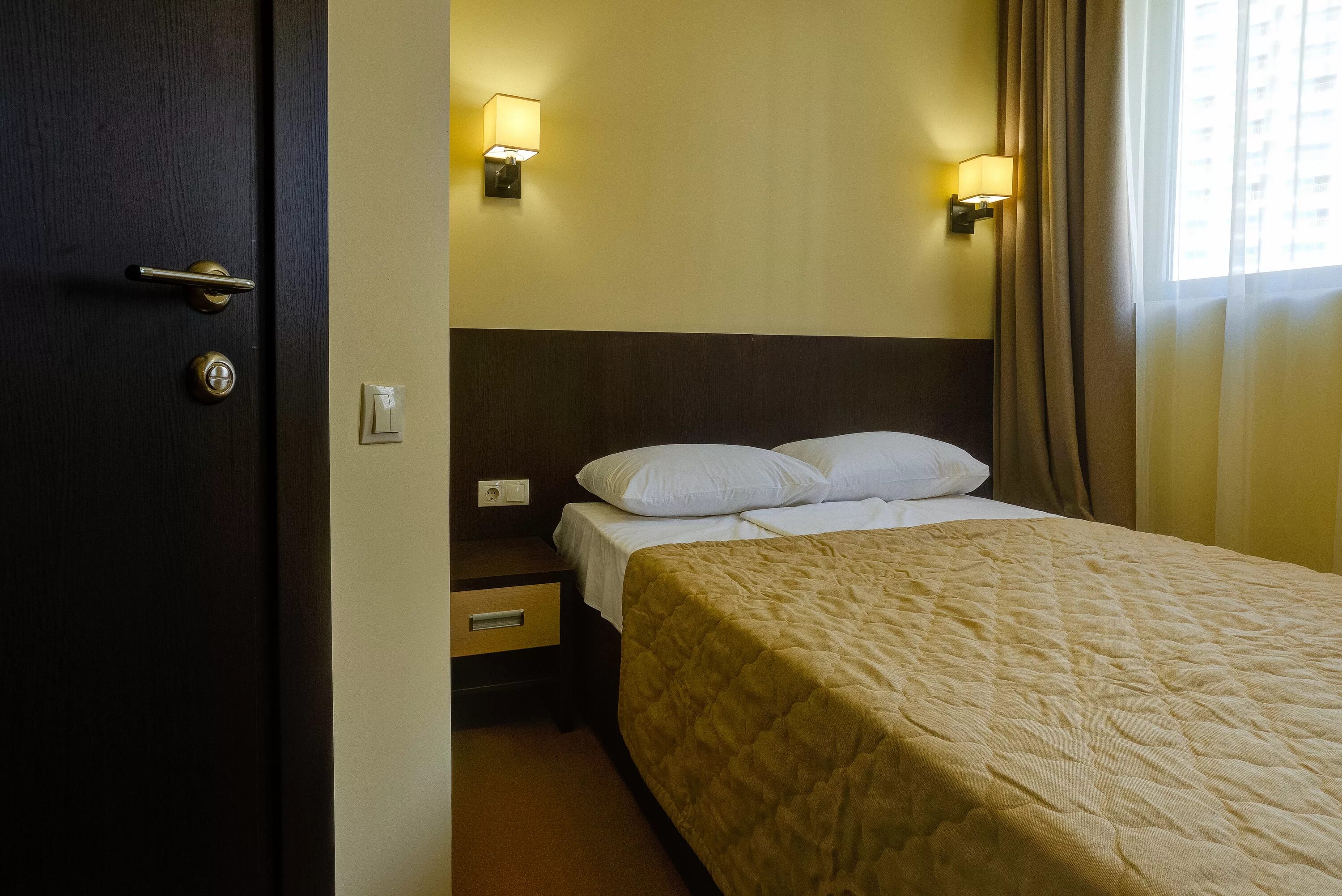 Санаторий актёр сочи официальный сайт. Сочи санаторий актер бассейн. Пансионат актер сочи. Сочи. Санаторий актёр сочи официальный сайт.