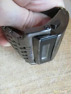 Не смотря на часы