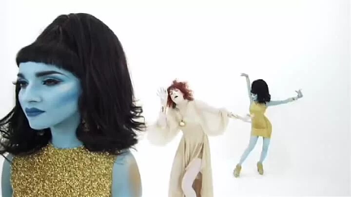 Florence the machine dog days are. Dog Days are over Florence the Machine. Флоренс энд машин. Dog Days are over Florence the Machine обложка. Florence + the Machine - Dog Days are over perevod.