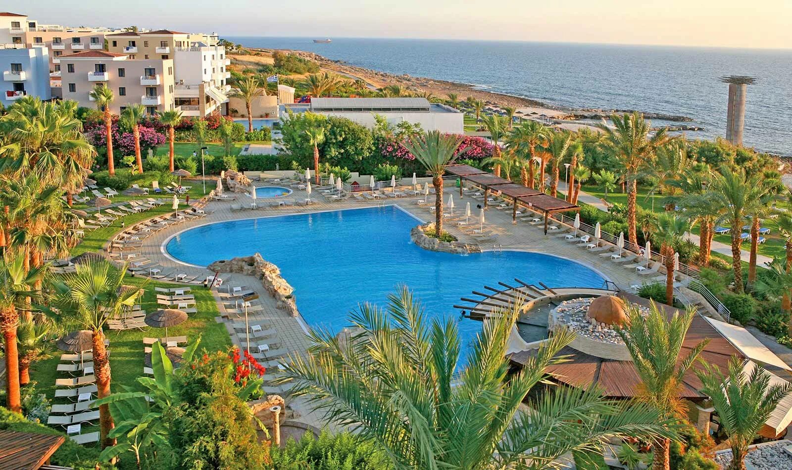 Кипр отель святого георгия. St. St george hotel 4. Сент джордж пафос. Cap st georges hotel resort кипр.