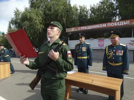 Присяга в казанском танковом училище