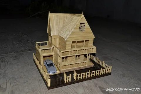 Дом из спичек с клеем