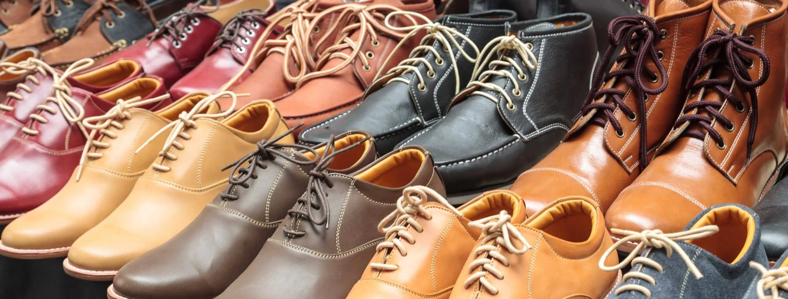 Магазины производителей обуви. Обувная промышленность. Кожевенно-обувная промышленность. Легкая промышленность обувь. Лёгкая промышленность кожевенно-обувная.