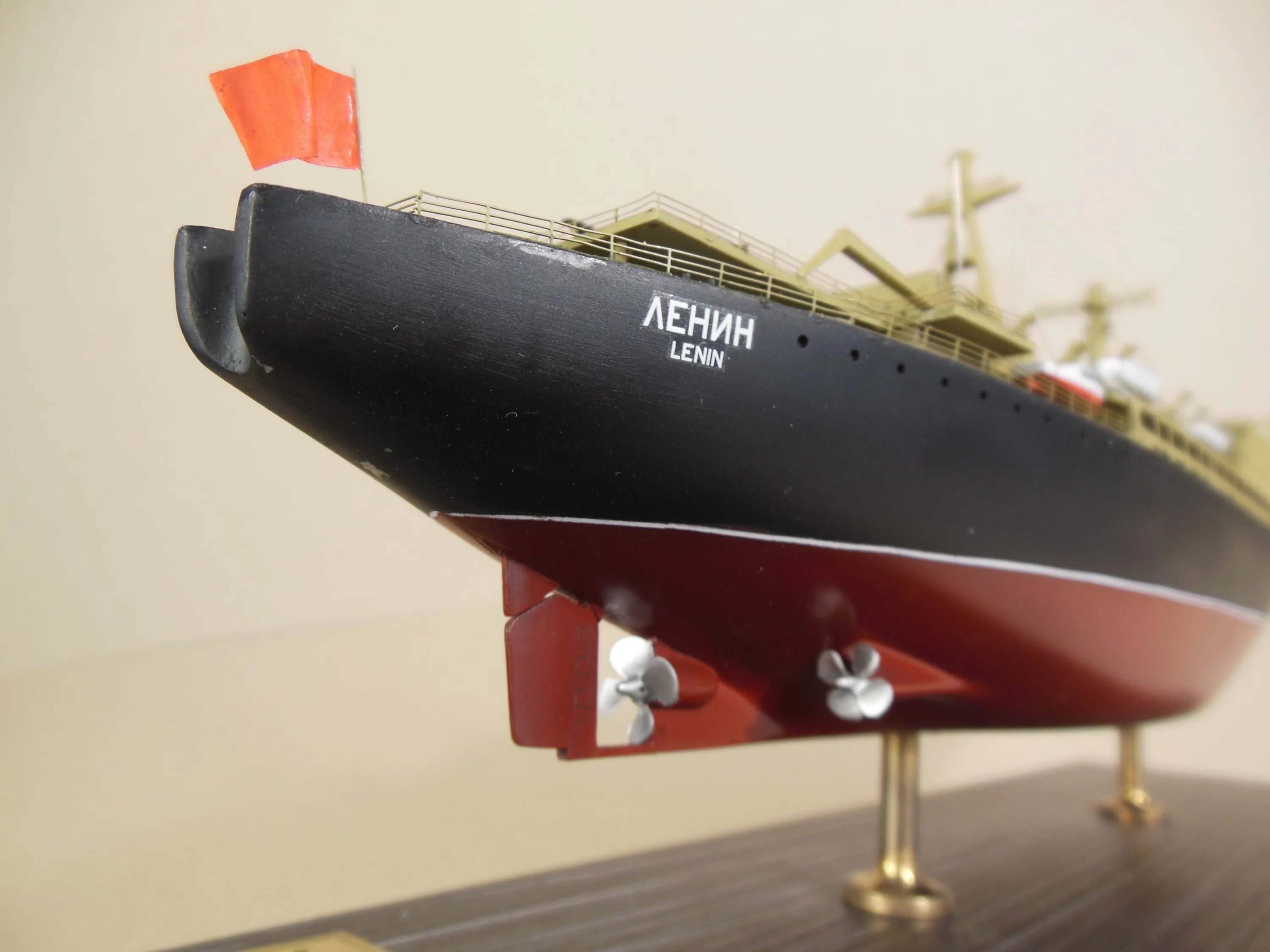 Макет ледокола ленин. Макет ледокола ленин. Ледокол красин модель. Макет ледокола ленин. Атомный ледокол ленин.