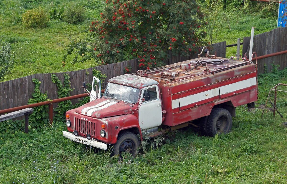 Газ-63 грузовой. Газ 51 и газ 63. Газ 3110 волга 2004. Ац 106в газ 53. Газ 3110 ранняя.