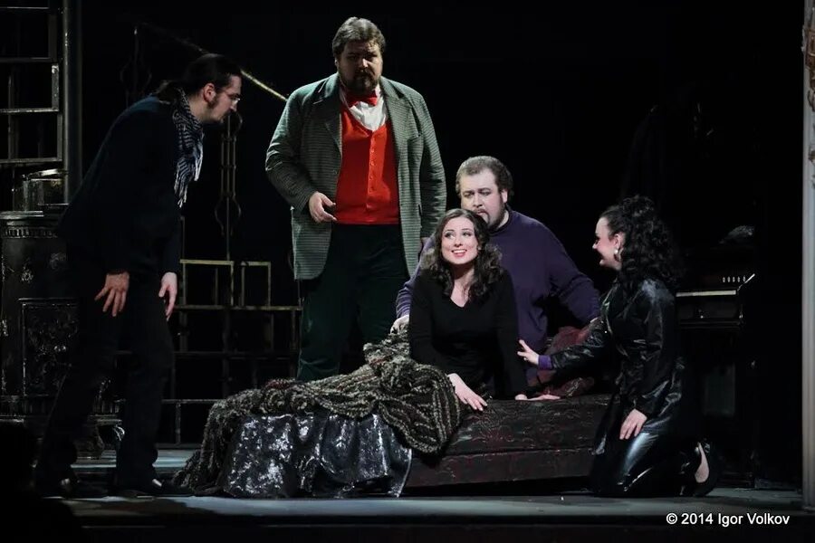 Оперная улица. Большая никитская 19/16 геликон опера. Санкт петербург опера спектакль. Оперная улица. Оперная улица.