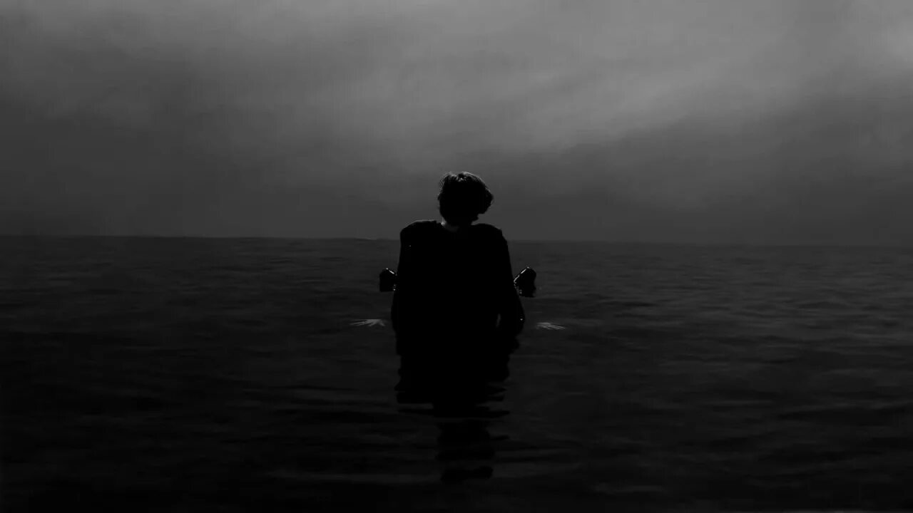 Sing of the times Harry Styles. Harry Styles sign of the times Photoshoot.