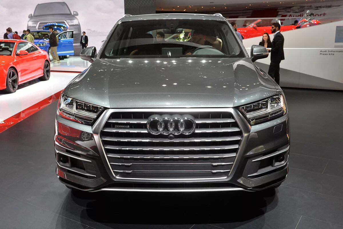 Новинки 2015 год. Audi q7 2015. Новая Ауди q7. Ауди q7 2015. "Audi" "q7" "2016" e.