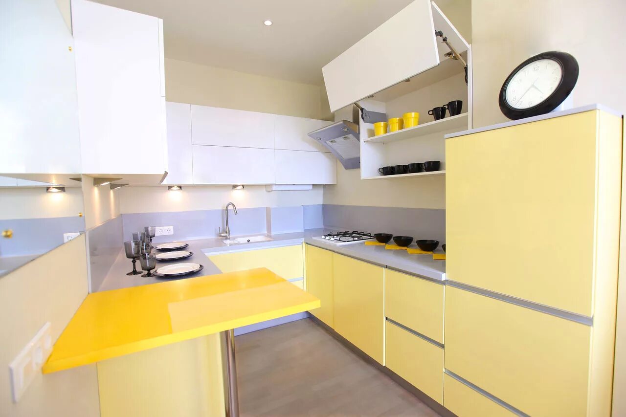 Желтые кухни. Кухня в желтом цвете. Кухонный гарнитур желтого цвета. Лимонная кухня.