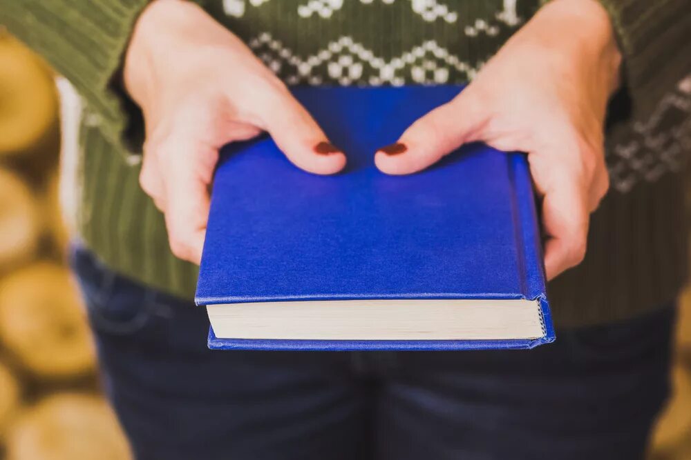 Читать королевский синий книга