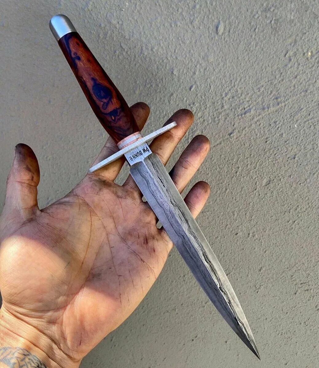 Южноафриканский мастер клинков Филип Данн. Нож гранит мастер клинок.