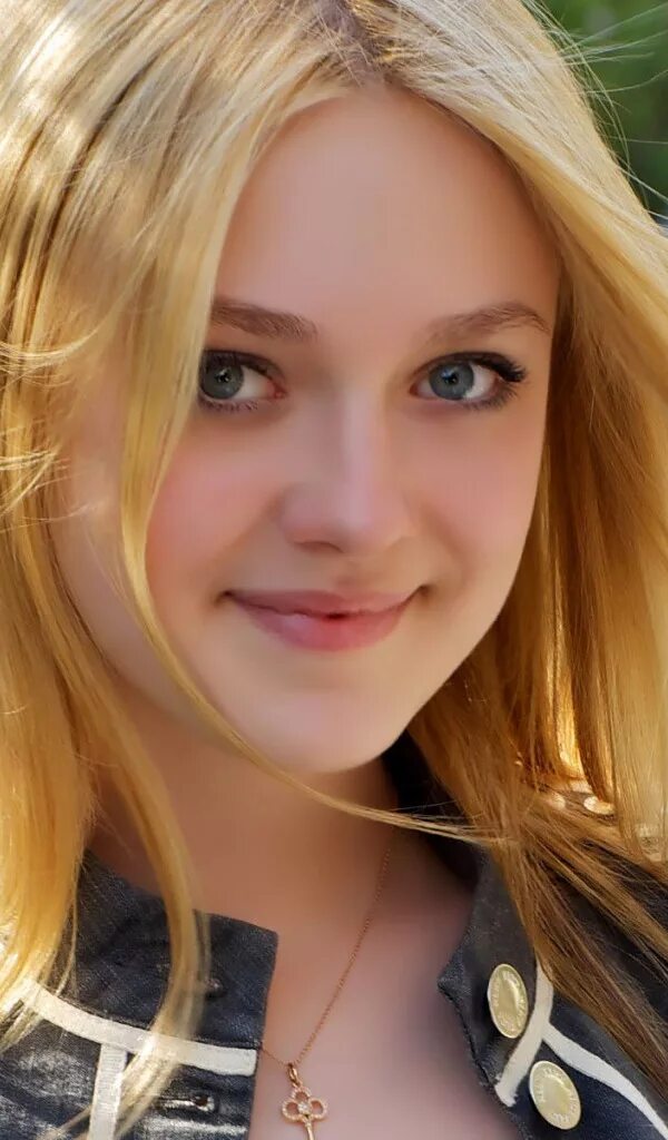 Элисон 18 лет. Самая обычная девчонка. Самая обычная девчонка. Аманда, байнс, девушка, улыбка. Элла сорокина.