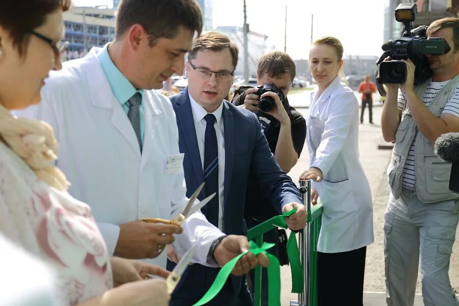 Главврач 11 больницы Новосибирск. Открытие новой клиники Новосибирск.