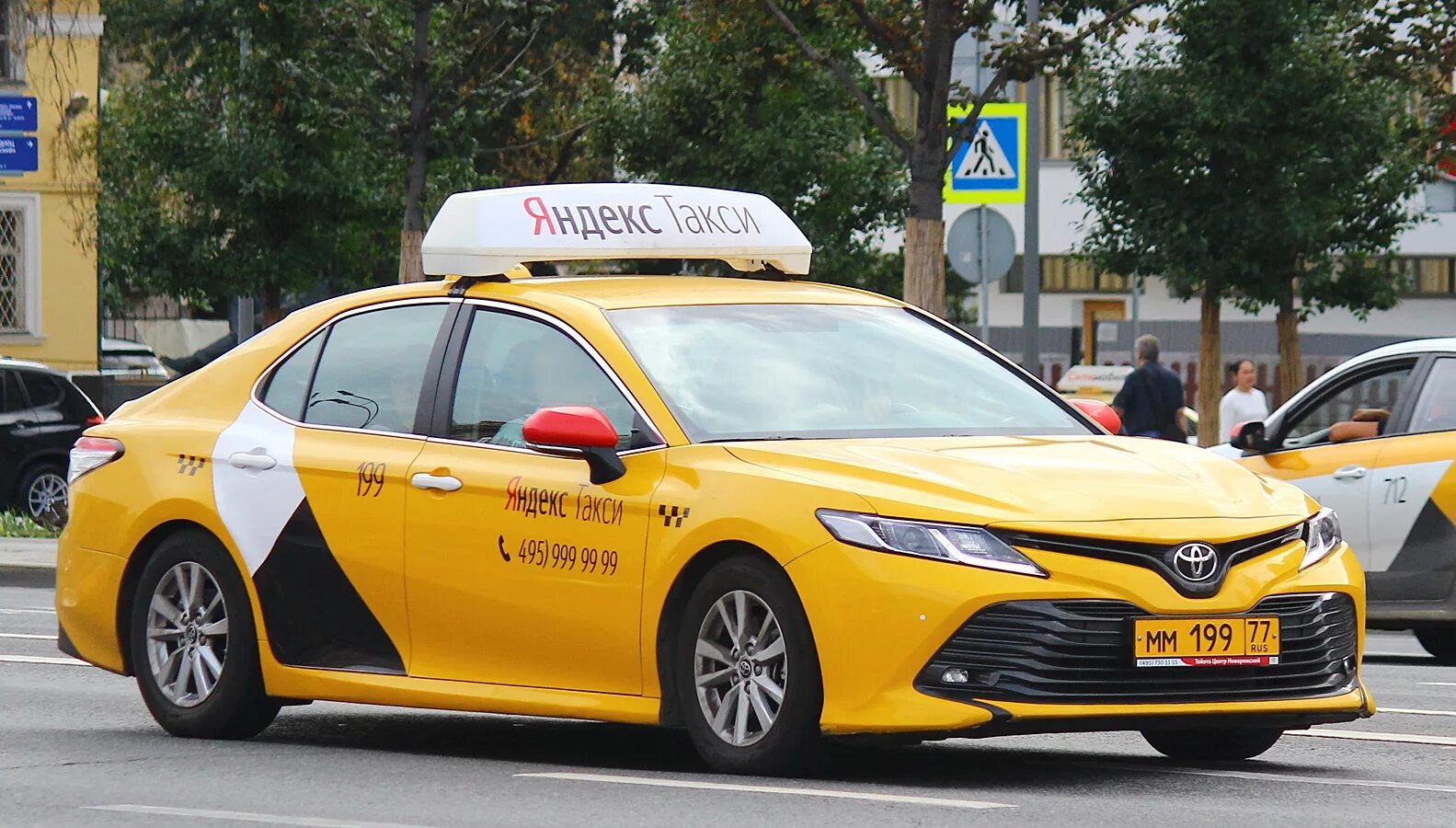 Аренда комфорт плюс. Toyota Camry Taxi. Камри 3.5 такси.