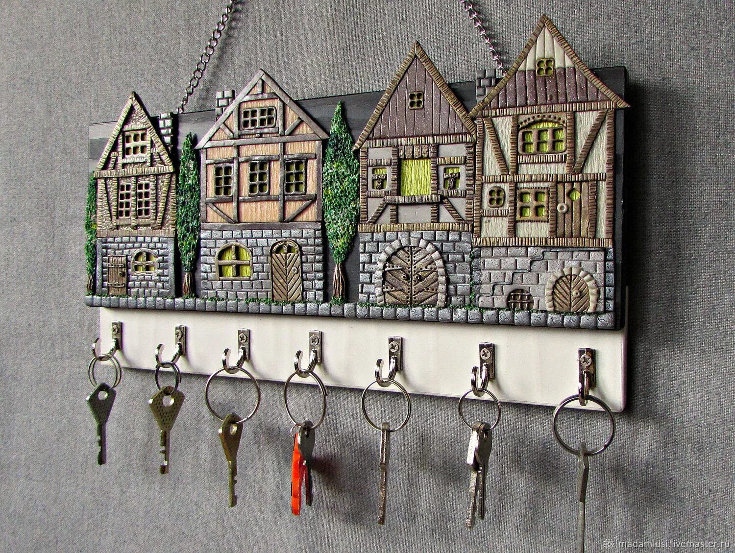 Ключница мастер рио №262 3/6пл, 26х32 см. Семейная ключница из дерева. Деревянная ключница настенная. Ключница настенная. Ключница из фанеры.