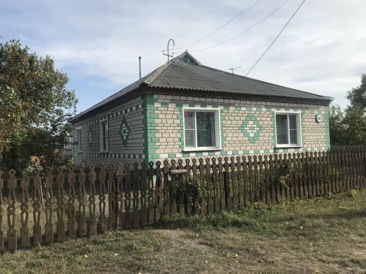Мазда фамилия 2001 правый руль. Дром родино алтайский край. Село родино алтайский край. Машины с алтайского края. Дром родино алтайский край.