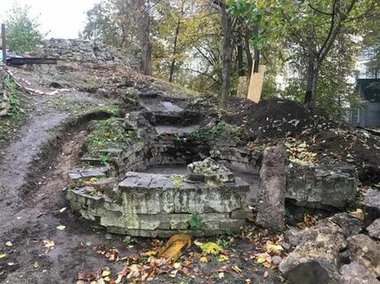 Грот в саду имени баумана