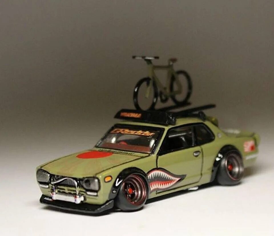 Кастомайзинг автомобилей. Кастом машинок. Hot wheels миниатюр кар. Ретро автомобили тюнинг. Кастом машинок.
