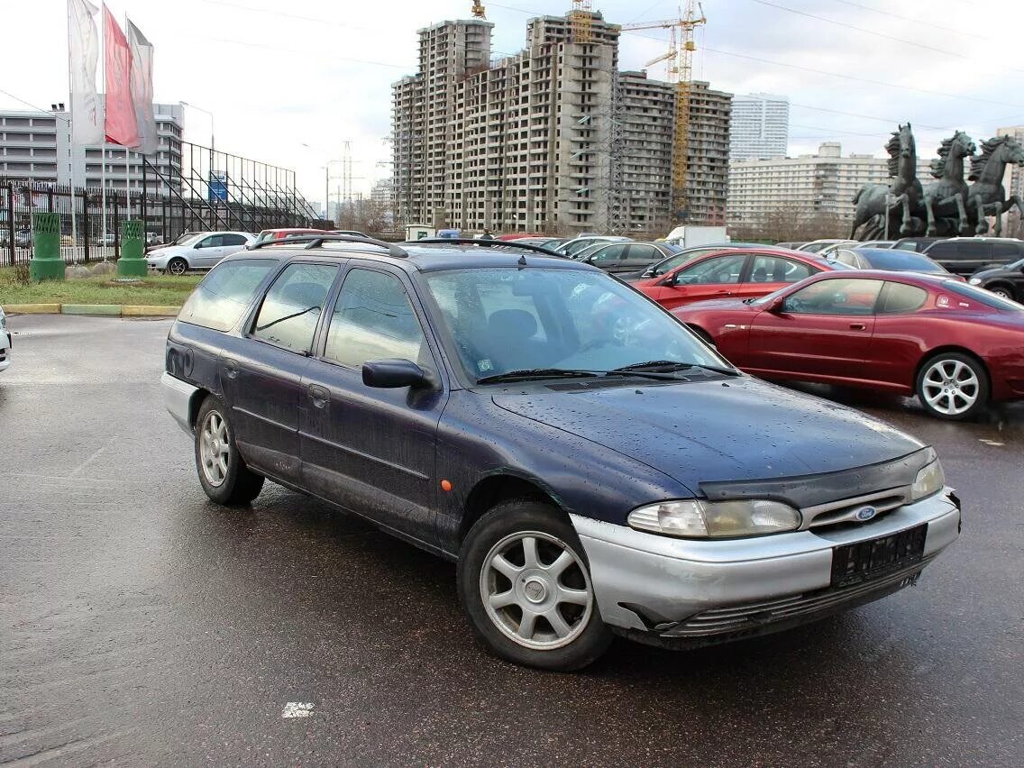 Форд мондео 1.6 купить. Ford Mondeo 1995 универсал. Ford Mondeo 1 универсал. Форд Мондео 1 1995. Ford Mondeo 1 универсал 1995.