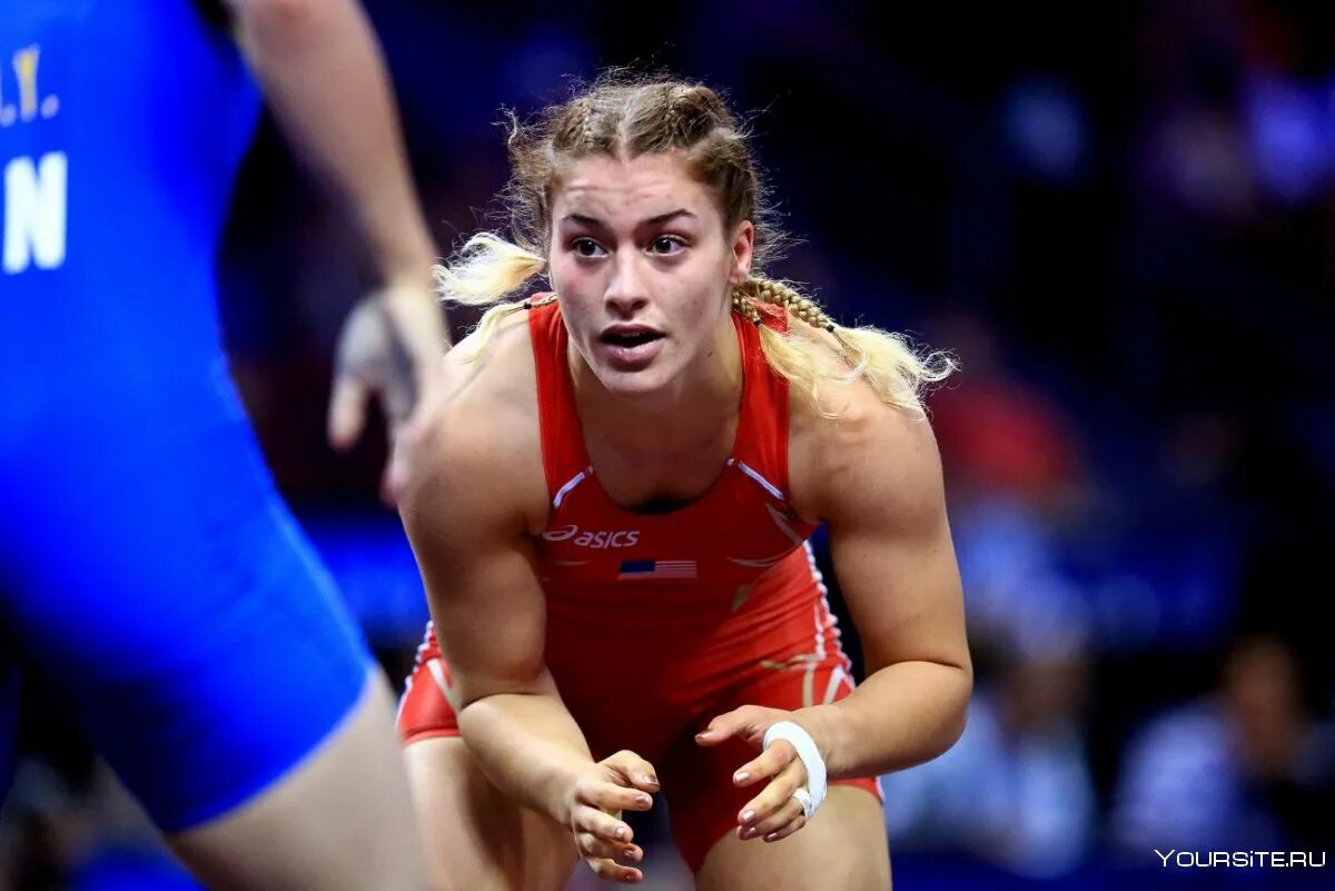 Женская греко римская борьба. Девушка борец. Мария тюмерекова вольная борьба. Девушка борец. Хелен марулис в дагестане.