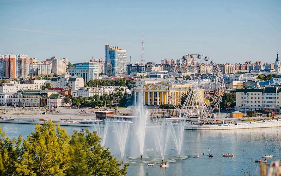 с днем города. чебоксары пешеходная улица. день города чебоксары. день города чебоксары. даты г чебоксары.