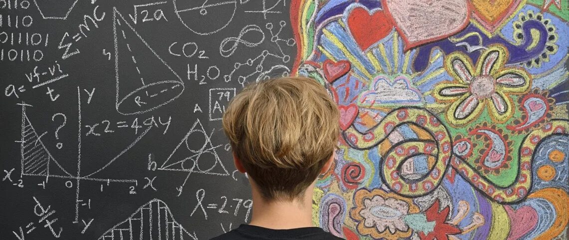 Как развить креативность. Творческие способности. С одной стороны талантливые люди. Талантливый человек. Творческое воображение.