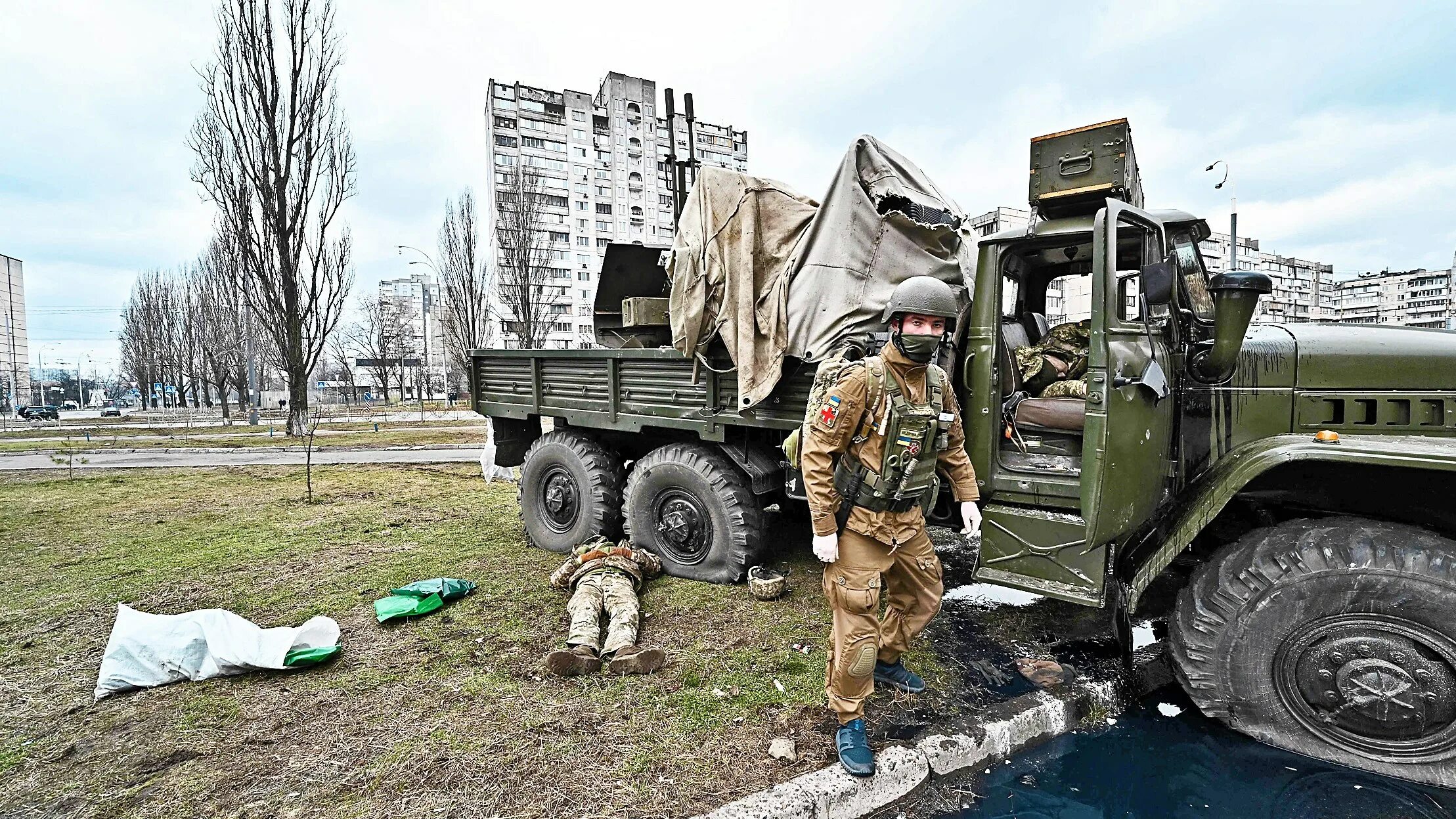 Расстреляли грузовик